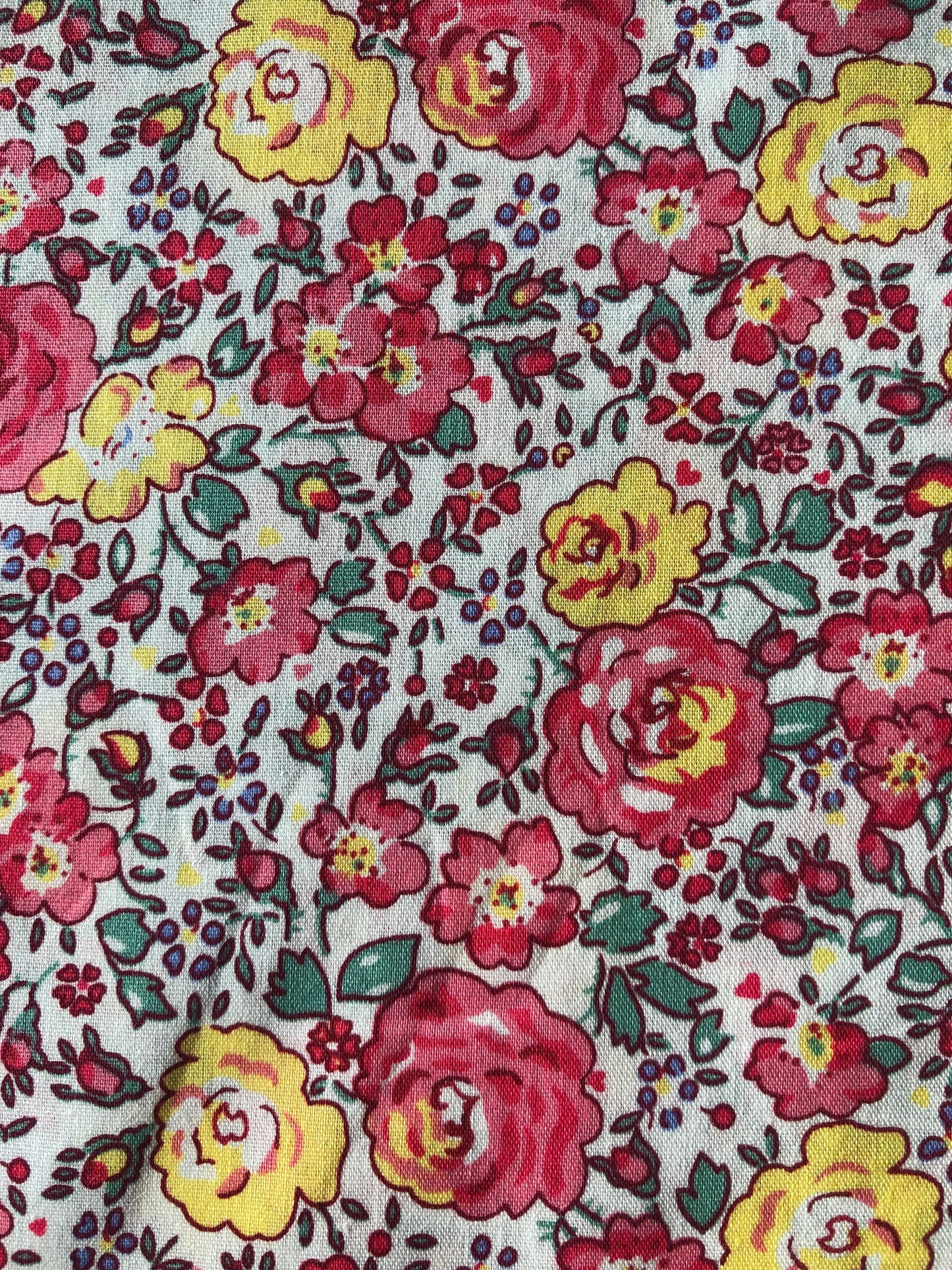 X 3 Meter Pieces of Printed Cotton Fabrics For Sale - opt 2