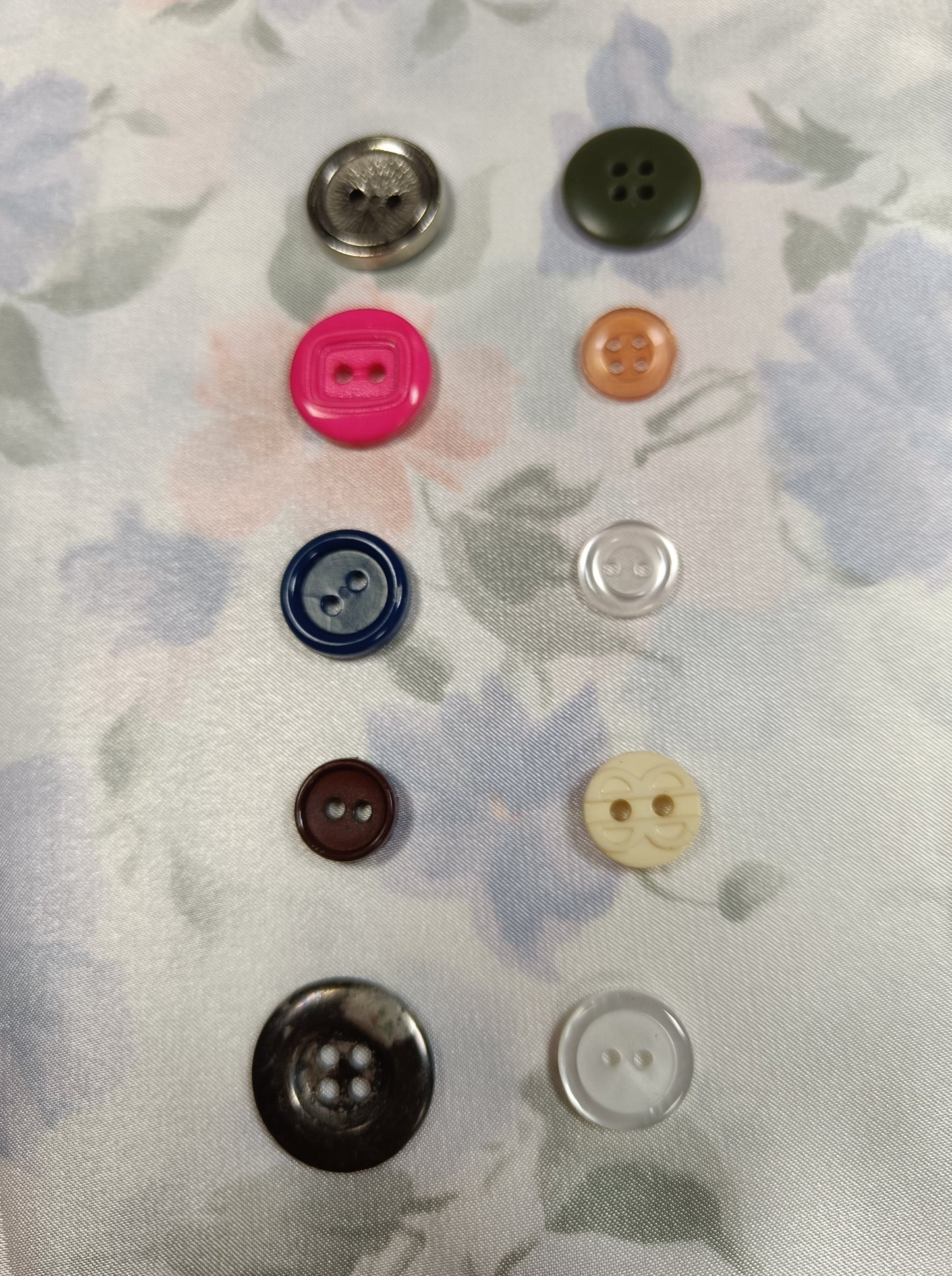 a range of different sized and coloured buttons