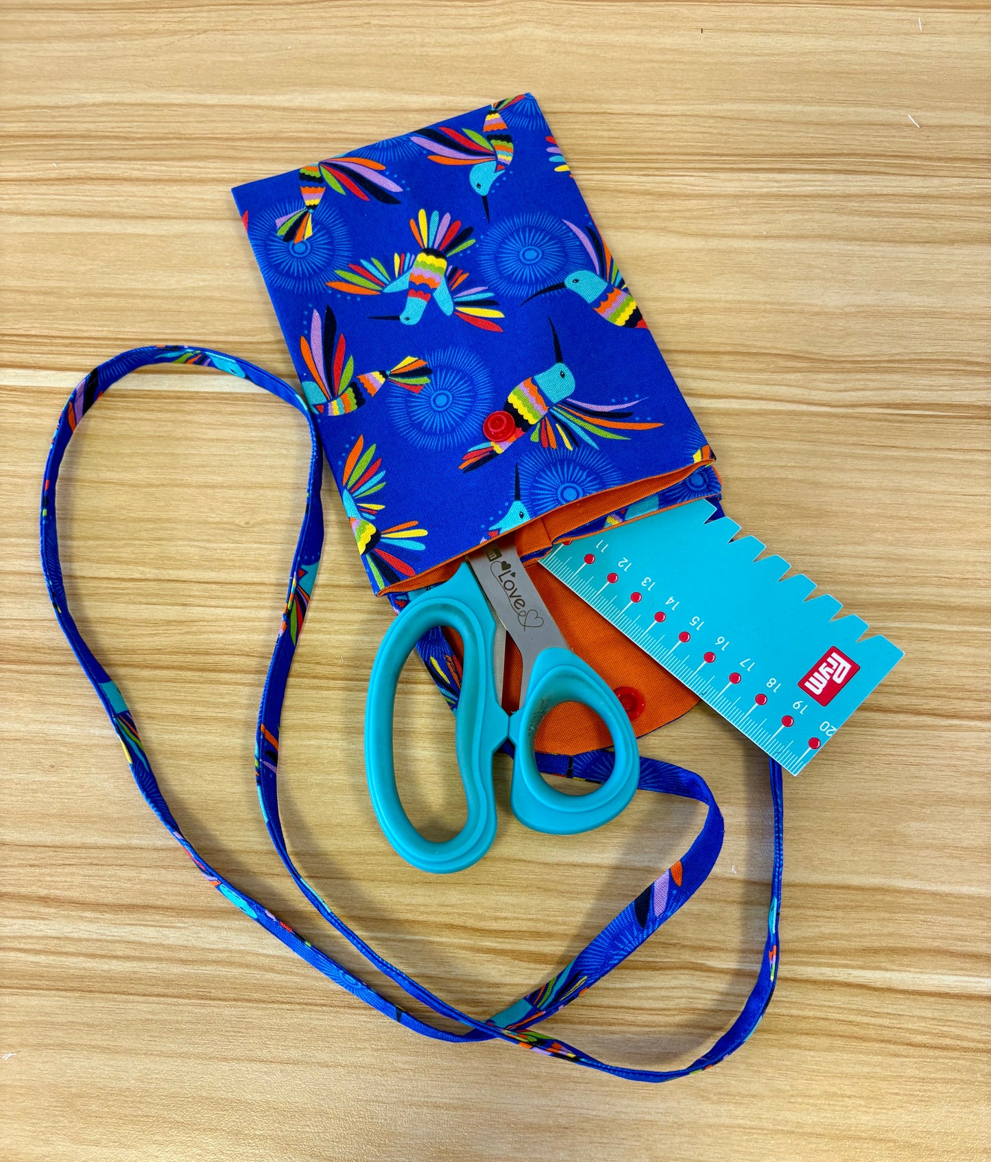 Kids 8-14 years Tool/phone bag or Purse Monday 27th July 1.00-4.00