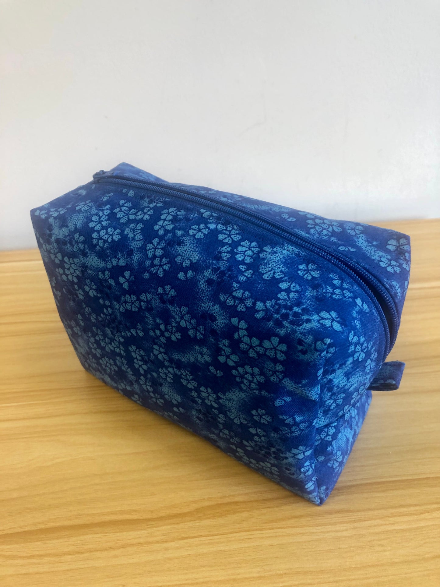 Box Zipped Bag Monday 1st September 1.00-4.00