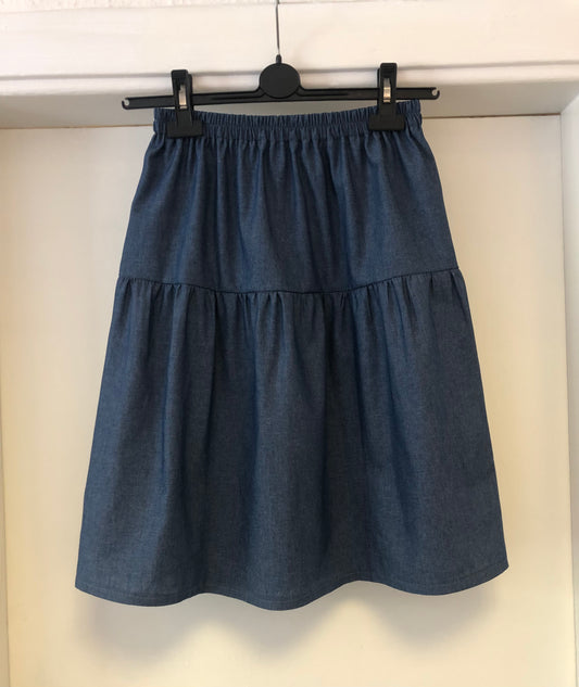 Kids 8-14 years Elasticated waist teared skirt Sat 25th July 1.00-4.00